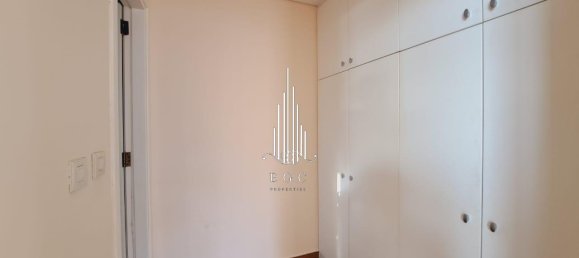 Вилла с 5 спальнями в Халифа-Сити, ОАЭ № 32715 19