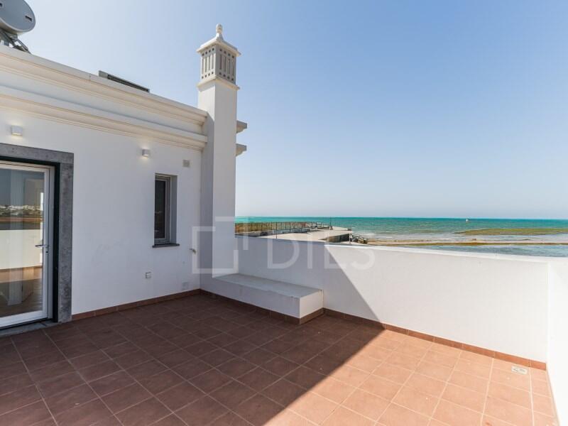 2 bedrooms Villa in Faro, Portugal No. 275157