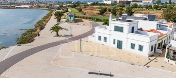 2 bedrooms Villa in Faro, Portugal No. 275157 9