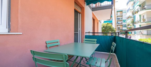 Apartamento de 2 dormitorios en Borghetto Santo Spirito, Italy No. 379720 14