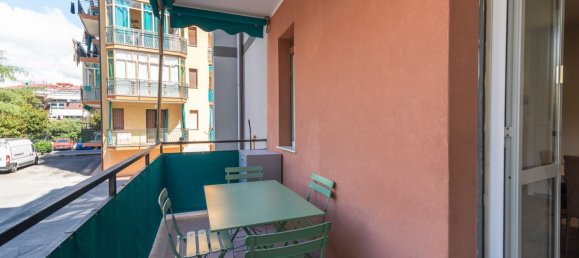 Apartamento de 2 dormitorios en Borghetto Santo Spirito, Italy No. 379720 16