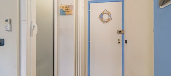 Apartamento de 2 dormitorios en Borghetto Santo Spirito, Italy No. 379720 2