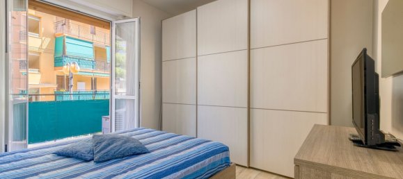 Apartamento de 2 dormitorios en Borghetto Santo Spirito, Italy No. 379720 17