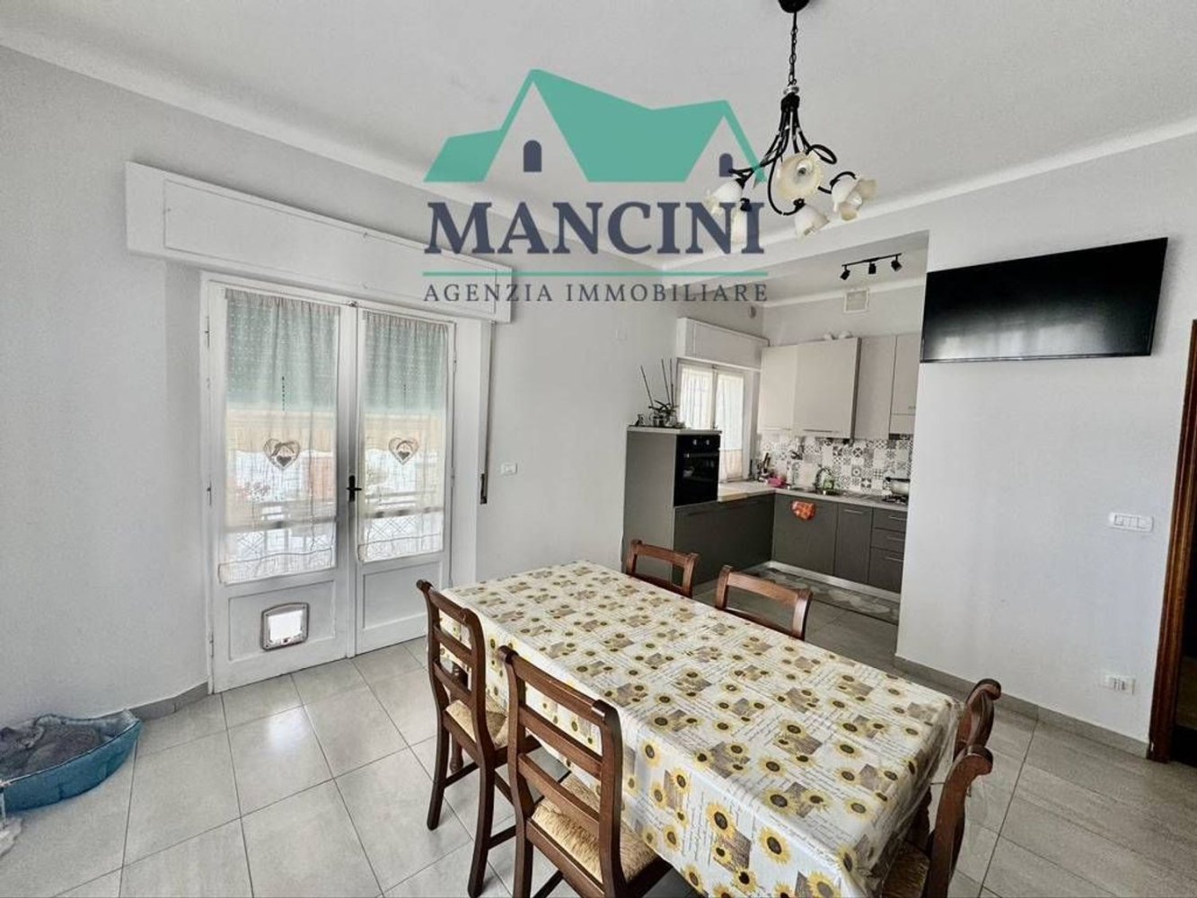 4 rooms Apartment in Jesi, Italy No. 283258