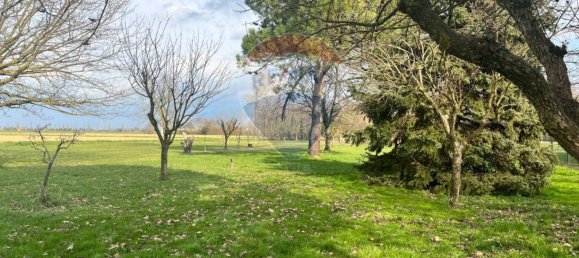 9180m² Land in Ferrara, Italy No. 114376 5