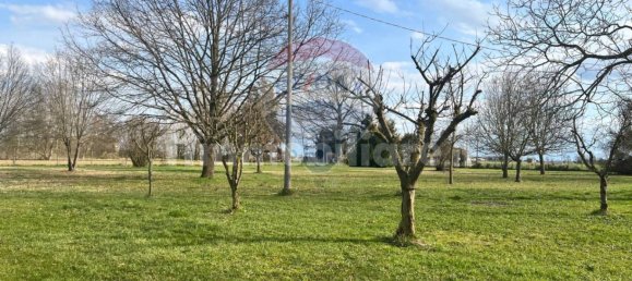 9180m² Land in Ferrara, Italy No. 114376 7