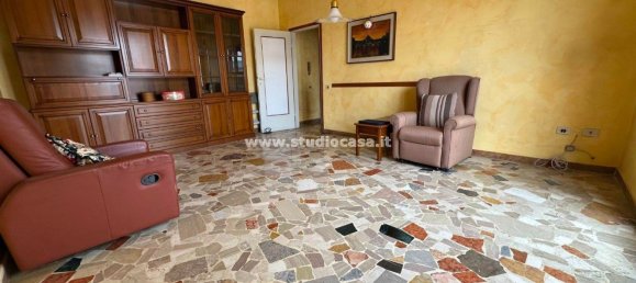 3 bedrooms Apartment in Crema, Italy No. 329771 3