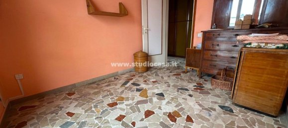 3 bedrooms Apartment in Crema, Italy No. 329771 13