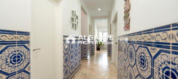 5 Schlafzimmer Villa in Quarteira, Portugal, Nr. 264575 38
