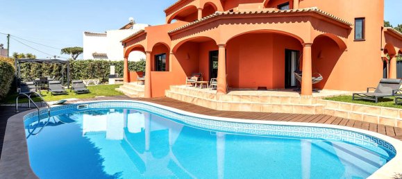 4 bedrooms Villa in Quarteira, Portugal No. 132625 2