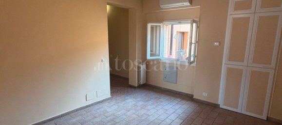 5 rooms Apartment in Carpi, Italy No. 373105 4