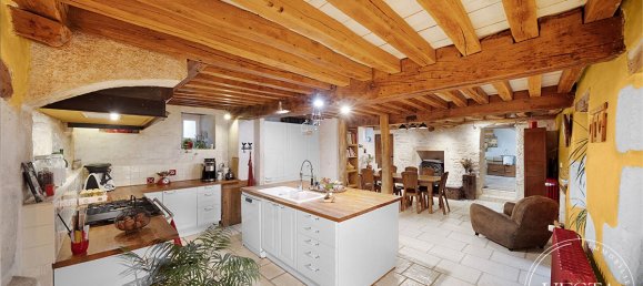 4 bedrooms House in Saint-Seine-l'Abbaye, France No. 197925 5