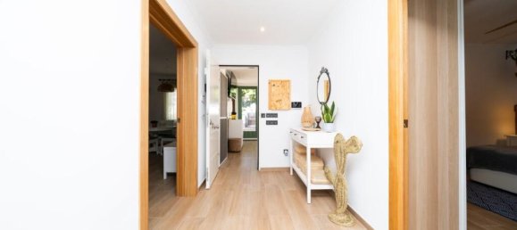 Villa de 4 dormitorios en San Fulgencio, Spain No. 202087 19