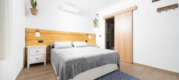 Villa de 4 dormitorios en San Fulgencio, Spain No. 202087 20