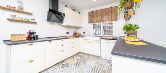 Villa de 4 dormitorios en San Fulgencio, Spain No. 202087 14