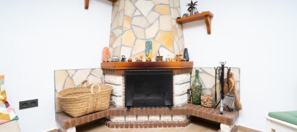 Villa de 4 dormitorios en San Fulgencio, Spain No. 202087 11