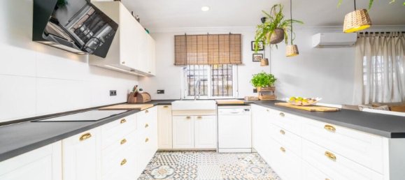 Villa de 4 dormitorios en San Fulgencio, Spain No. 202087 16