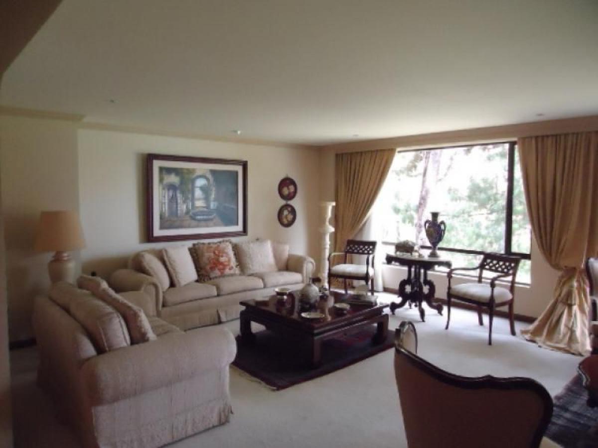 3 bedrooms House in Bogota, Colombia No. 12178