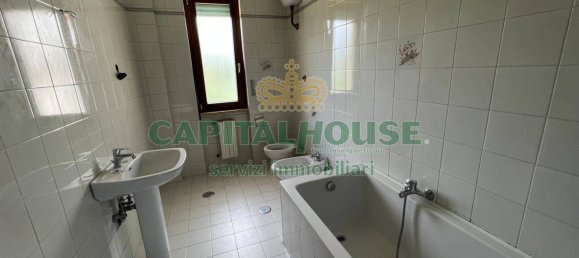 4 bedrooms Apartment in Avellino, Italy No. 24301 8