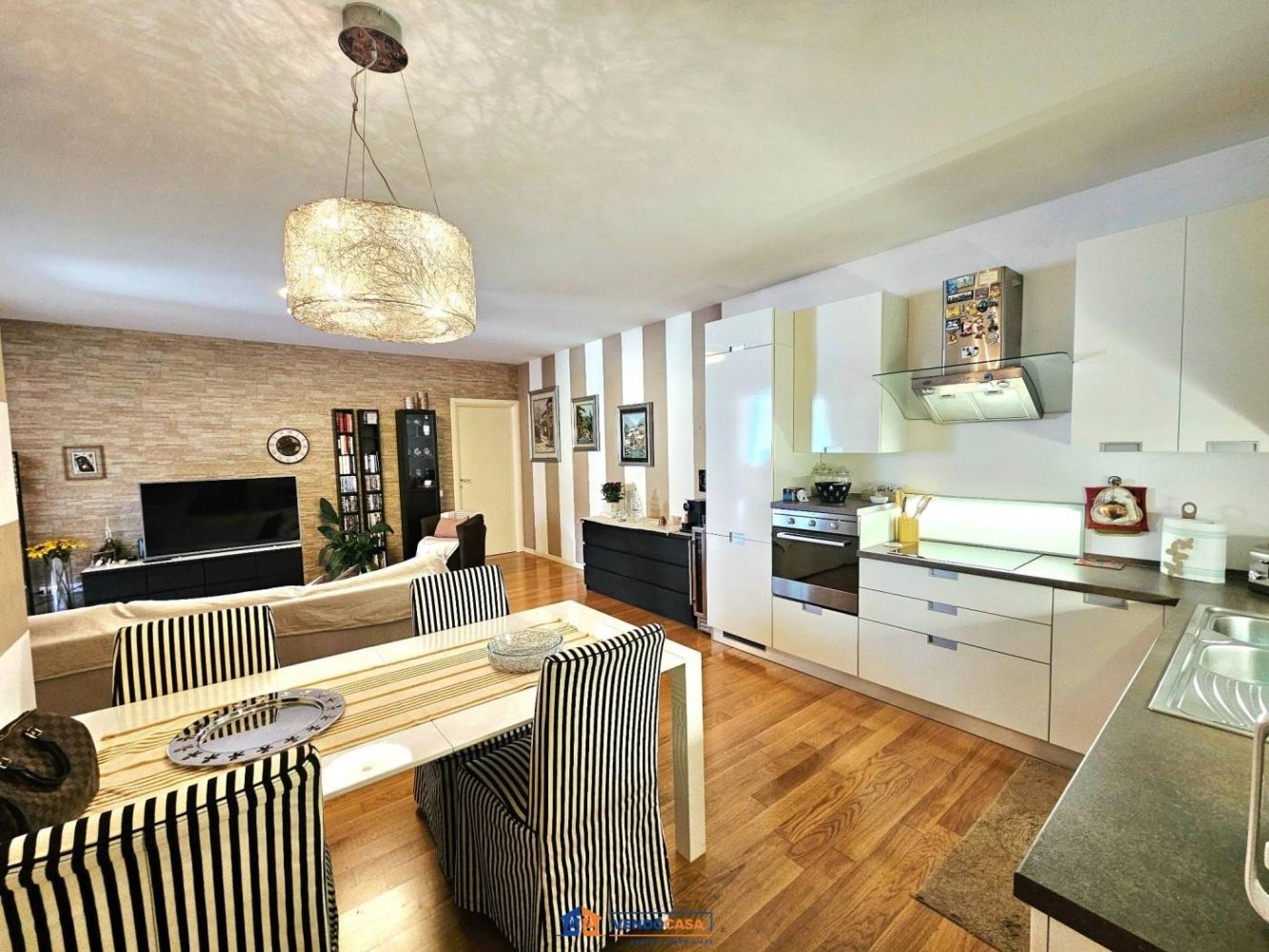 2 غرف نوم شقة في Brescia, Italy رقم 349658