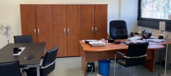 Bureau à La Spezia, Italy 170m² No. 158343 13