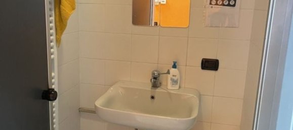 Bureau à La Spezia, Italy 170m² No. 158343 3