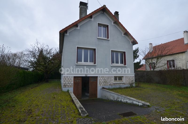 3 bedrooms House in La Chapelle-Saint-Mesmin, France No. 73174