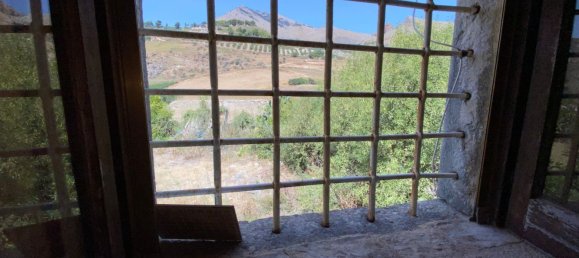 4 rooms Villa in Castellammare del Golfo, Italy No. 66213 12