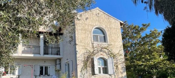 1 chambre villa à vendre à Corfu, Central Corfu and Diapontian Islands, Corfu, Ionian Islands, Peloponnese, Western Greece and the Ionian, Greece № 8254 2