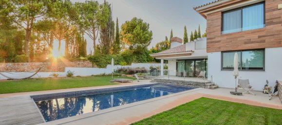 4 bedrooms Villa in Loule, Portugal No. 137983 3