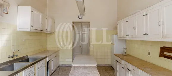 32 Schlafzimmer Schlösser in Sintra, Portugal, Nr. 67163 19