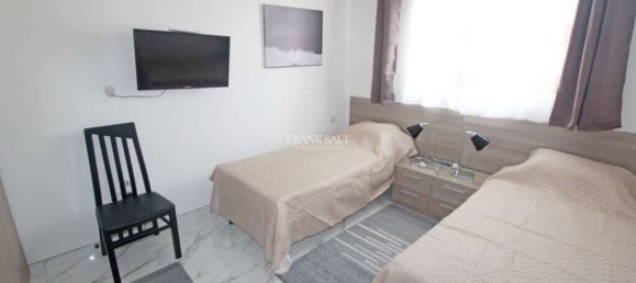 2 bedrooms Apartment in Mosta, Malta No. 11225 8