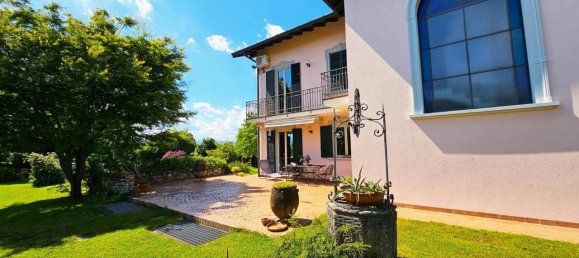 Вилла с 7 комнатами в Сесто Календе, Италия № 157423 5