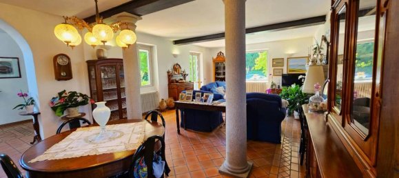 Вилла с 7 комнатами в Сесто Календе, Италия № 157423 11