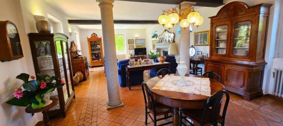 Вилла с 7 комнатами в Сесто Календе, Италия № 157423 10