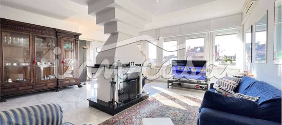 3 bedrooms Apartment in Rimini, Italy No. 114718 4