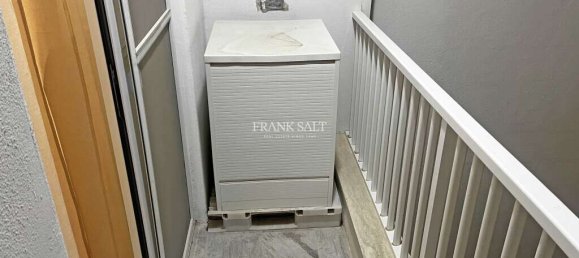 2 chambres Appartement à Qrendi, Malta No. 8131 8