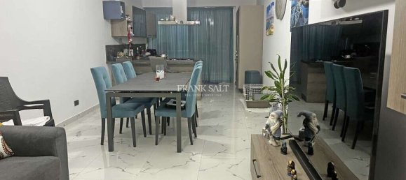 2 chambres Appartement à Qrendi, Malta No. 8131 3