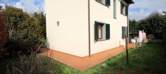 Villa de 2 dormitorios en Lucca, Italy No. 48012 7