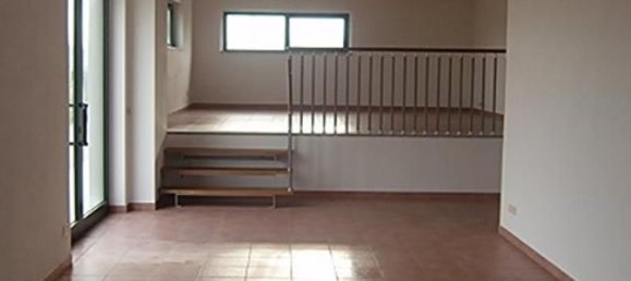 2000m² Warehouse in Lucca, Italy No. 140249 8