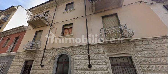 1 bedroom Apartment in Turin, Italy No. 313219 2