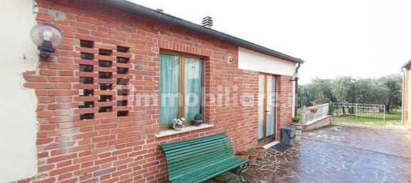 3 Schlafzimmer Haus in Foiano della Chiana, Italy, Nr. 225220 26