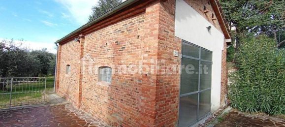 3 Schlafzimmer Haus in Foiano della Chiana, Italy, Nr. 225220 6