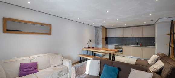 1 bedroom Apartment in Les Belleville, France No. 192 3