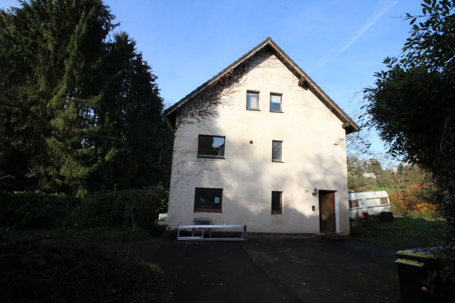 7-salle Ferme à Solingen, Germany No. 67902
