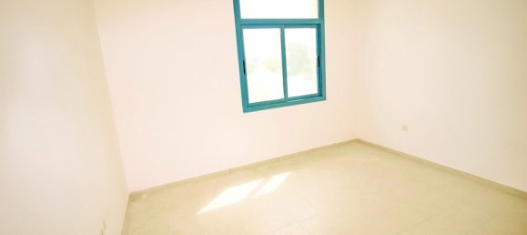 4 bedrooms Villa in Falcon City of Wonders, UAE No. 390 22