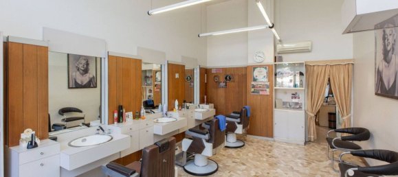 3غرفة عقار تجاري في Busto Arsizio, Italy رقم 302194 5