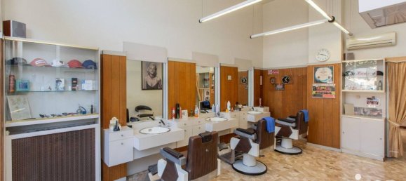 3غرفة عقار تجاري في Busto Arsizio, Italy رقم 302194 7