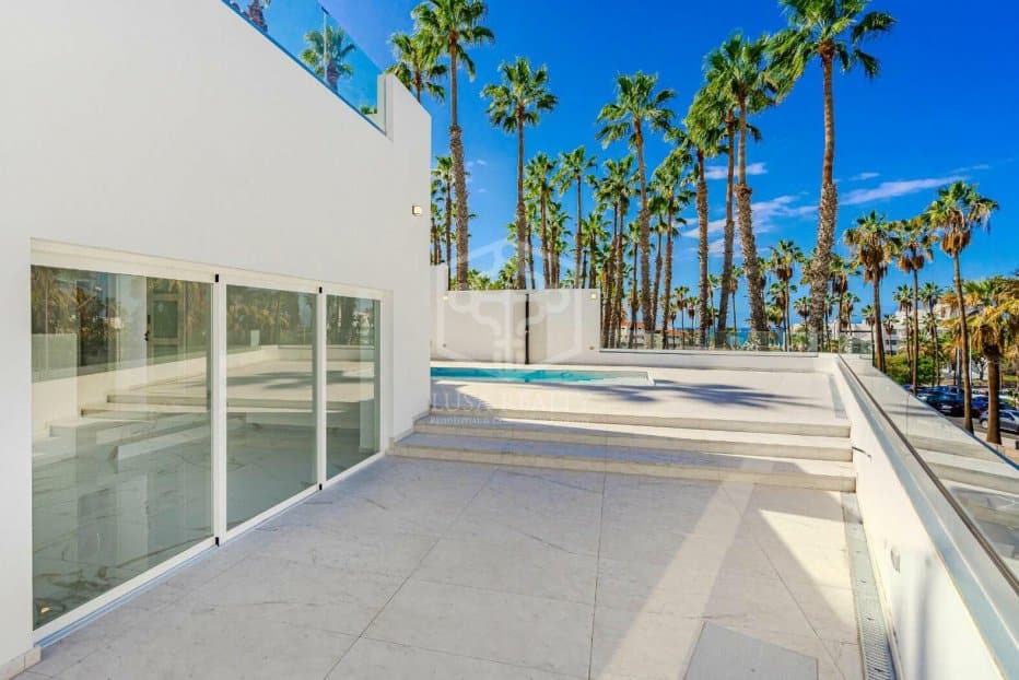 3 غرف نوم فيلا في Adeje, Spain رقم 16361