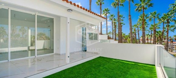 3 غرف نوم فيلا في Adeje, Spain رقم 16361 17